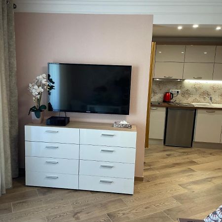 Studio With Swimming Pool 80 Meters Near The Beach Nice Eksteriør bilde