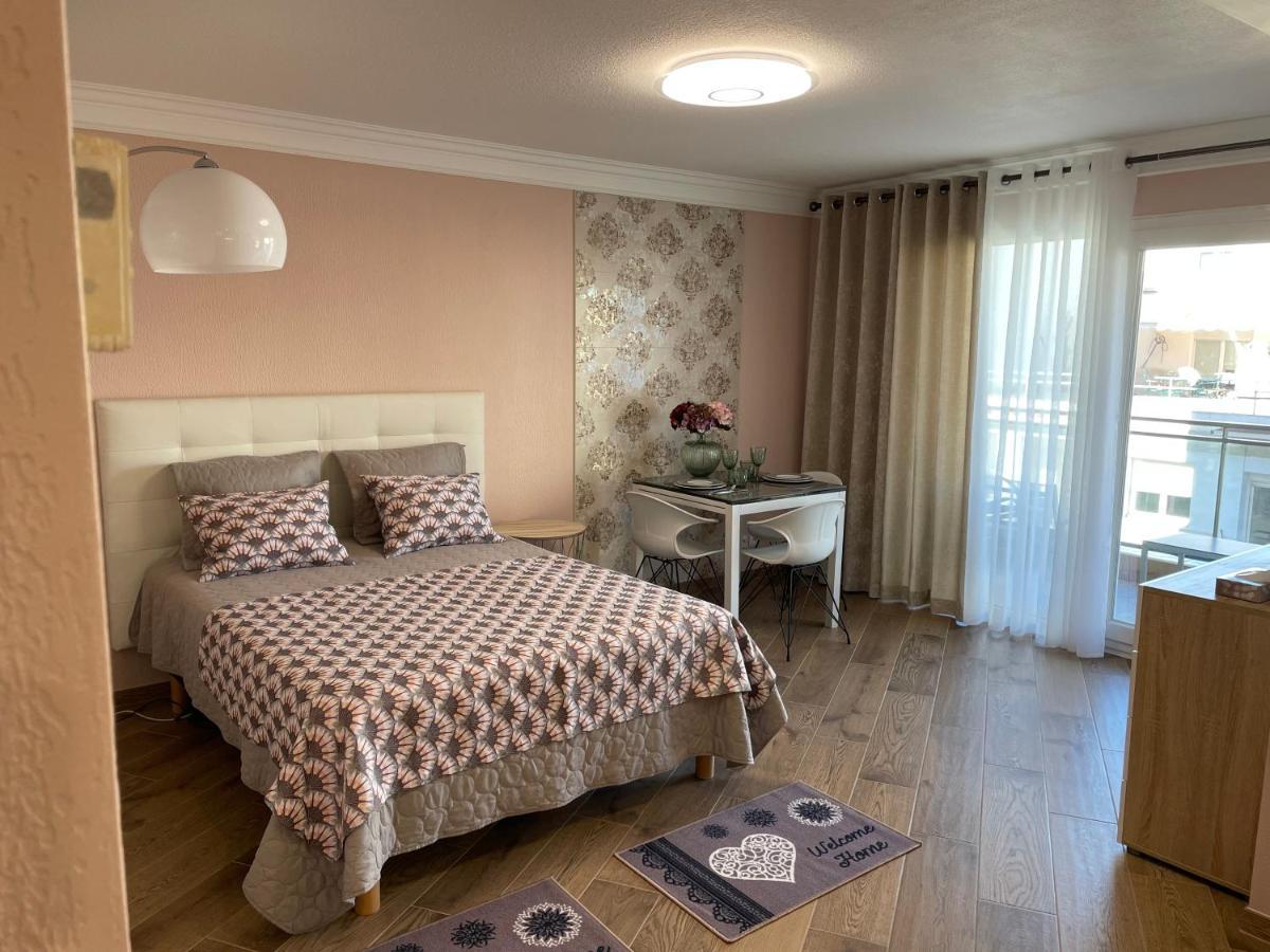 Studio With Swimming Pool 80 Meters Near The Beach Nice Eksteriør bilde