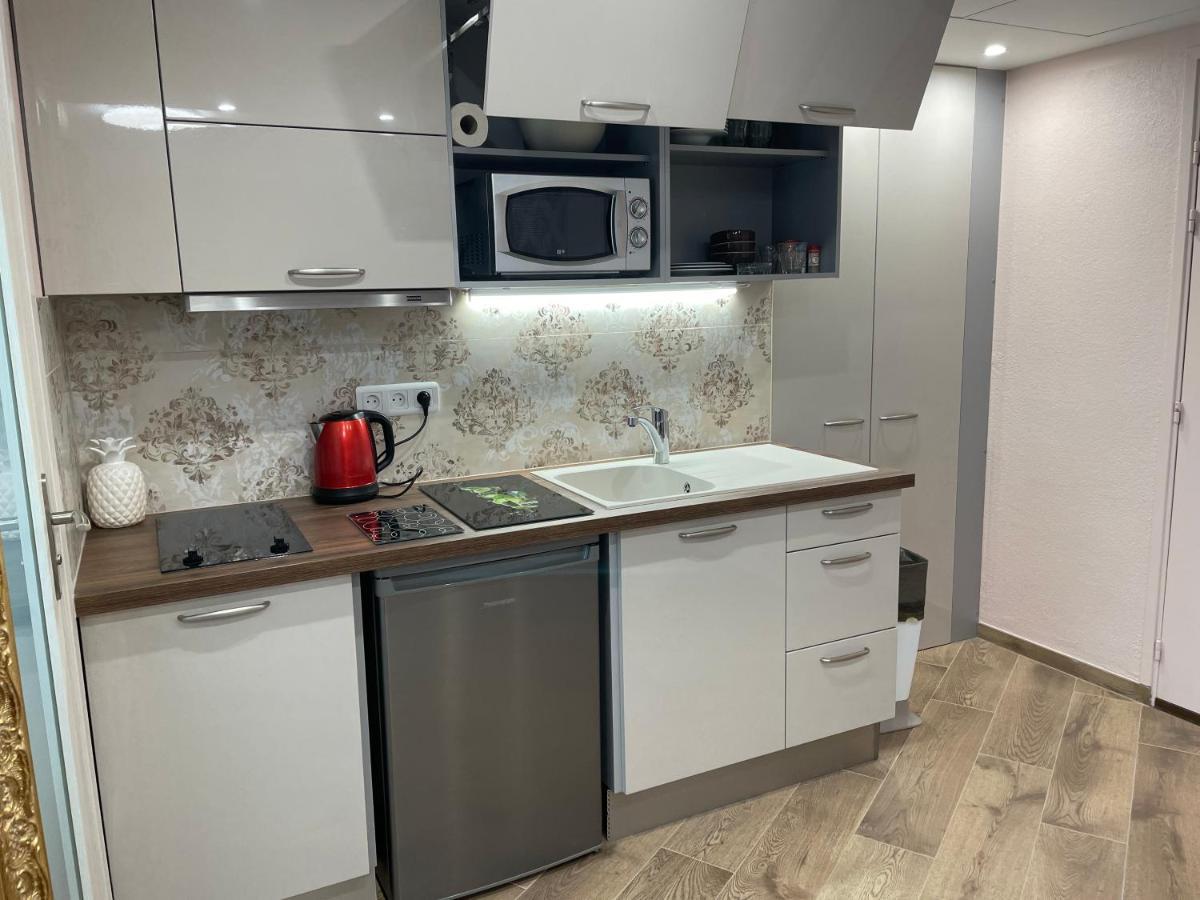 Studio With Swimming Pool 80 Meters Near The Beach Nice Eksteriør bilde